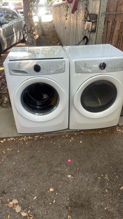 Electrolux washer and dryer