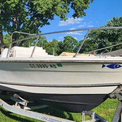 1976 Robalo 22ft Center Console 