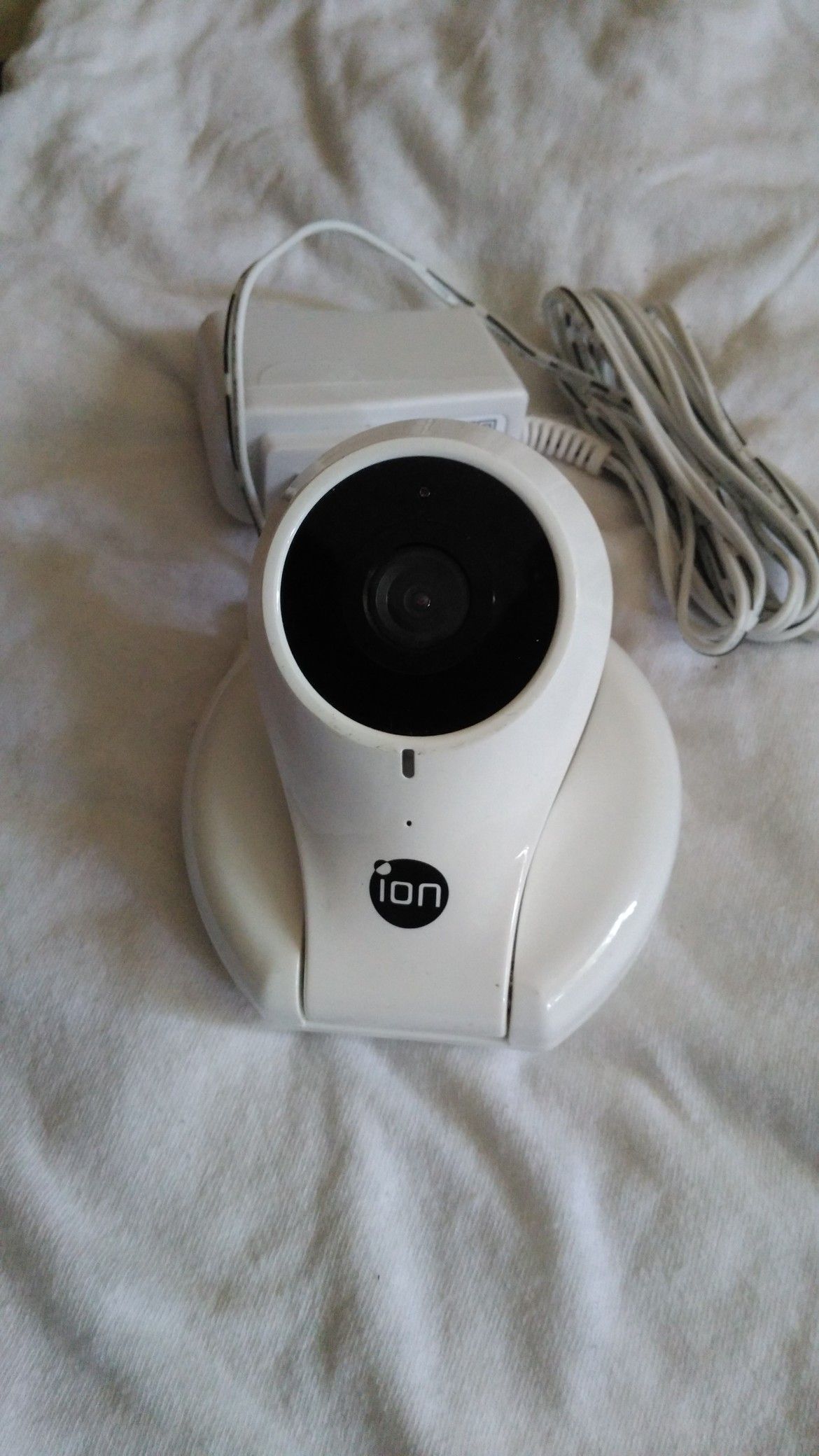 ION CAMERA THE HOME PRO WI-FI WIRELESS CLOUD VIDEO HD MONITORING SECURITY NIGHT VISION FOR IPHONES, SMARTPHONE PC TABLET