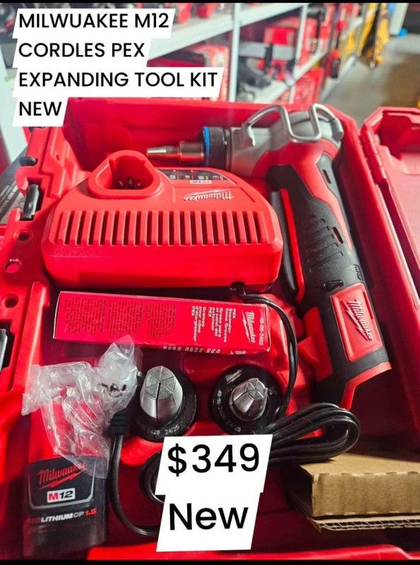 MILWUAKEE M12 CORDLES EXPANSION TOOL KIT BATTERY AND CHARGER NEW