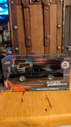 Jada Fast & Furious Dom's Dodge Charger R/T.