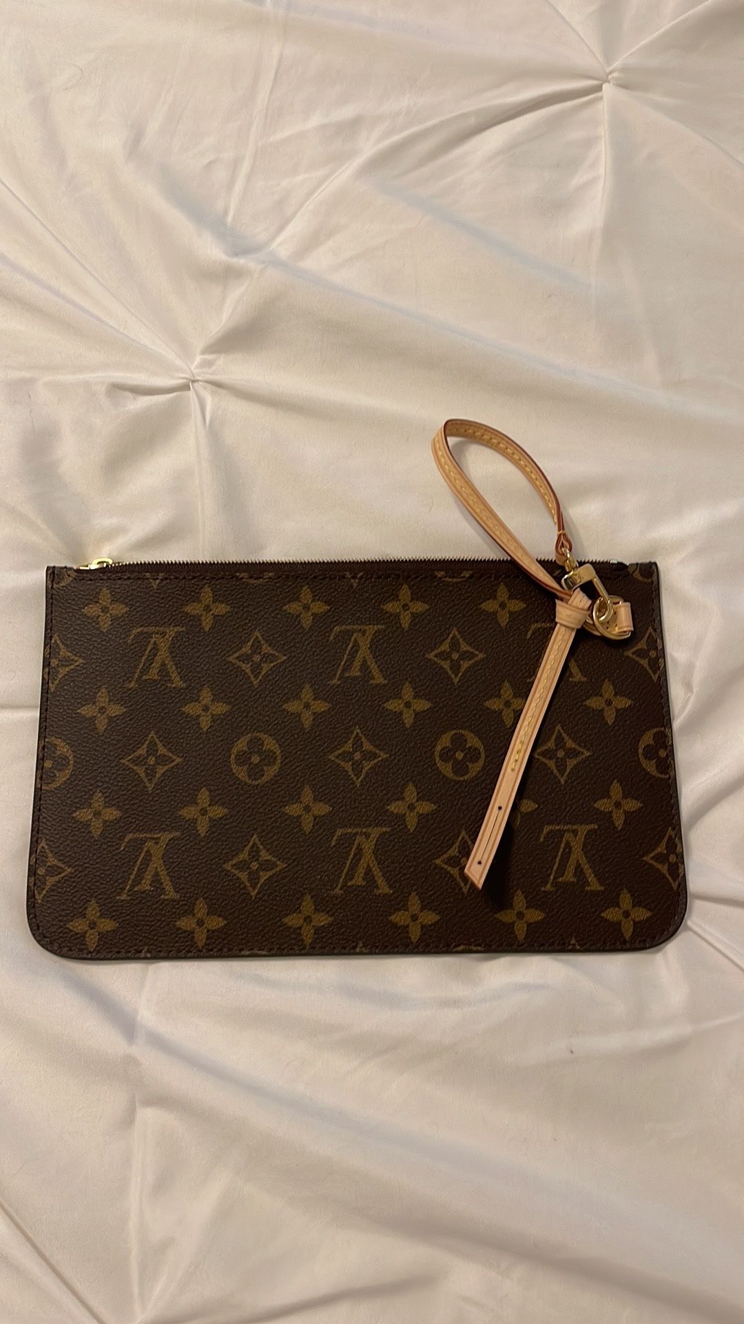 Louis Vuitton Monogram Neverfull MM wristlet