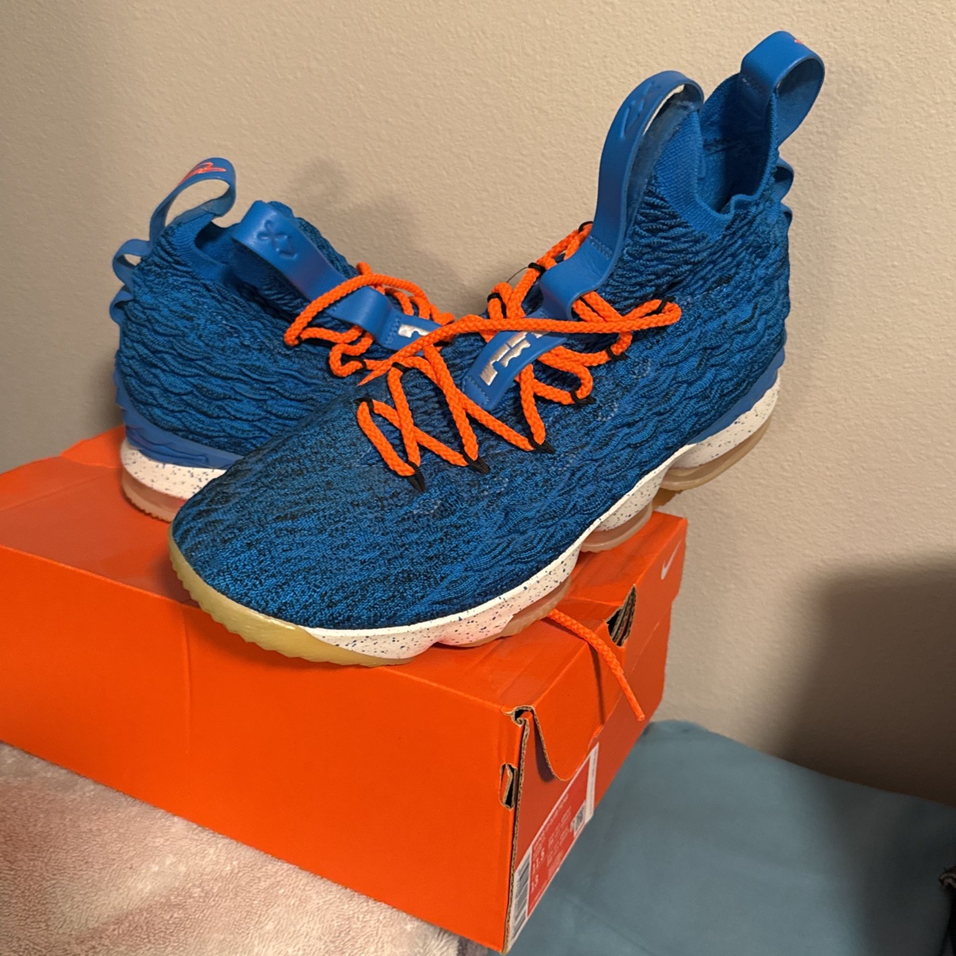 Lebron 15 Sz 11
