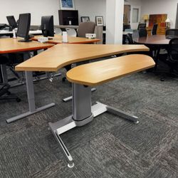 Steelcase Air Touch Office Desk | 25% Off