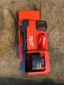 Milwaukee M18 Inflator