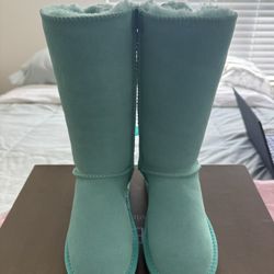 Uggs Size 5
