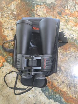 Skymaster Celestron Binoculars. 25x70
