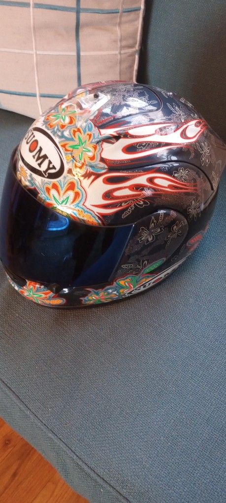 Suomy J10 Extreme Flower Helmet