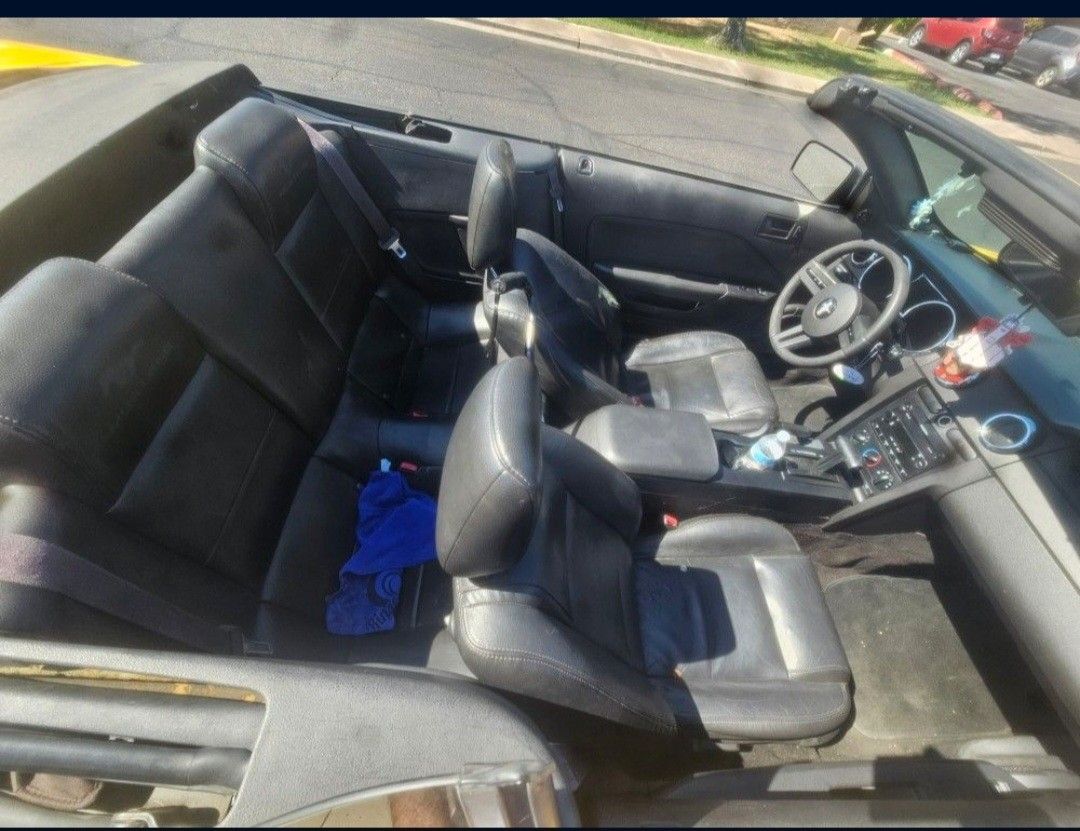 2006 Ford Mustang