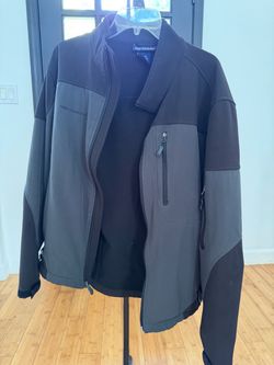 Free Country Men’s Softshell Jacket - Medium