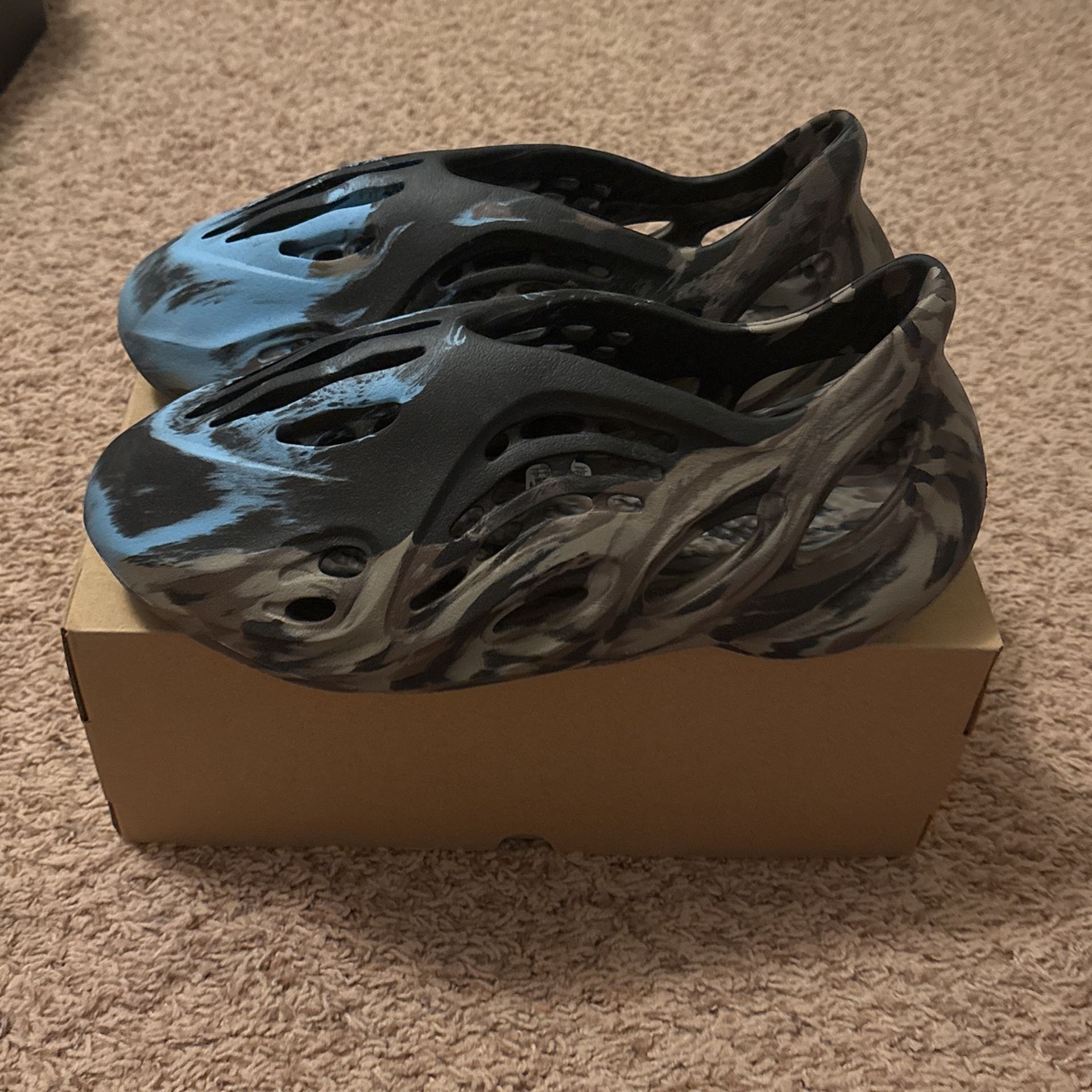 Adidas Yeezy Foam Runner “MX Cinder”