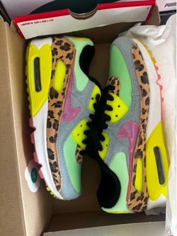 Nike Women's Air Max 90 Size 9