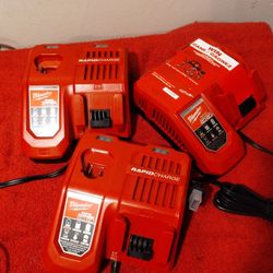 M18 MILWAUKEE Rapid Charger $55 EACH ONE CADA Uno 