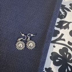New Beautiful Sunflower Earrings 