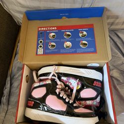 Heely Hello Kitty Shoes Like New 