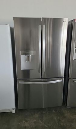 LG French Door Fridge – Stainless, Water Dispenser, 29 cu ft