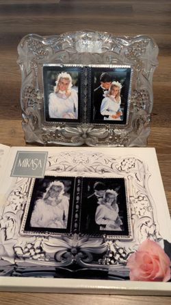 New Mikasa Vintage Memories Duet Frame