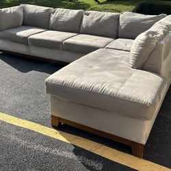 Beige Sectional Couch Set 
