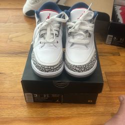 Jordan True Blue Size 3