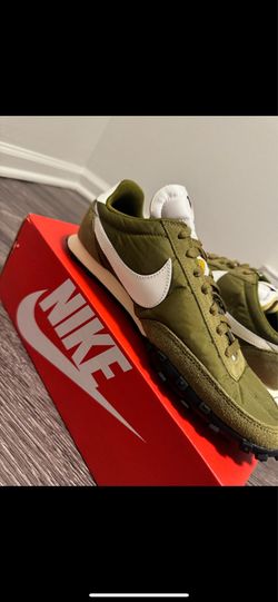 Nike Womans Sandal/Mens Shoe (same as the picture) Any pair $40