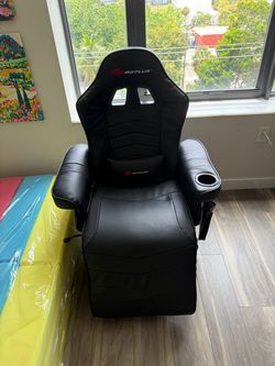 Goplus Massage Gaming Recliner Chair with Footrest – Black