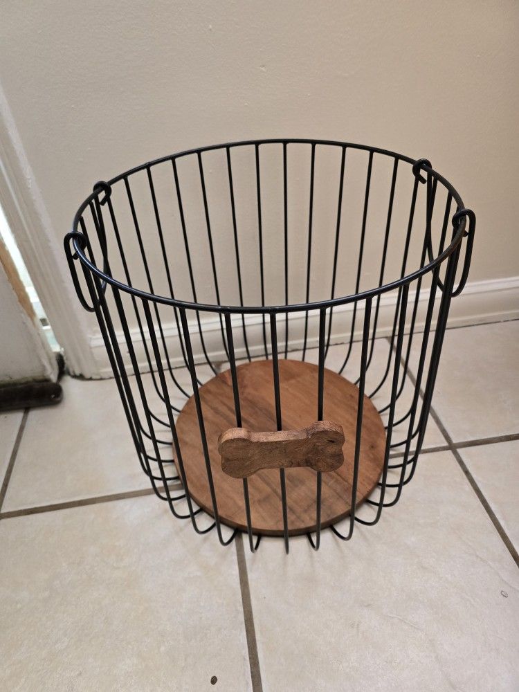 Never Used Metal & Wood Large Modern Dog Toys Storage 15" H x 14 W