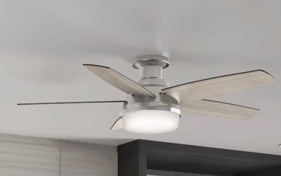 Hunter Avia 48 in low profile ceiling fan