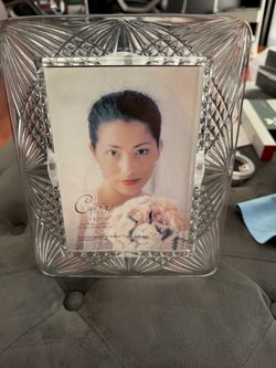 Carr Frames Crystal-Cut Glass 5x7 Picture Frame