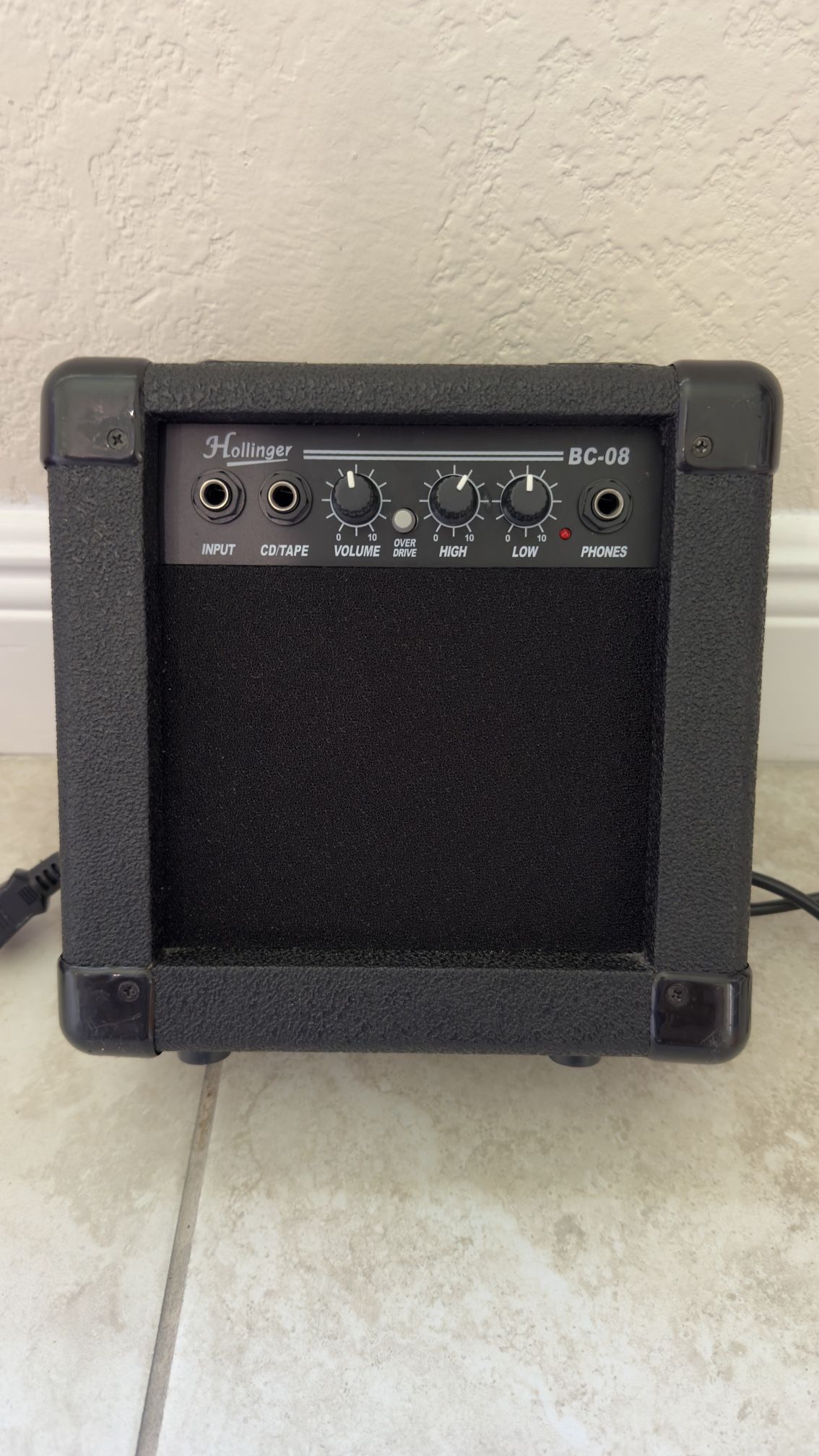 HOLLINGER BC-08 Electric GUITAR AMPLIFIER FOR GUITAR