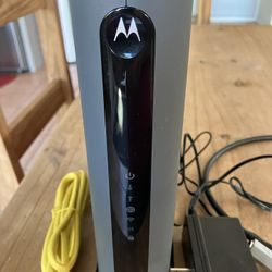 Motorola  Cable Modern And Router