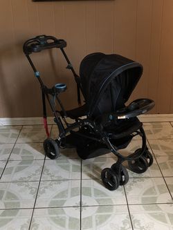BABY TREND SEAT AND STAND DOUBLE STROLLER !!!!