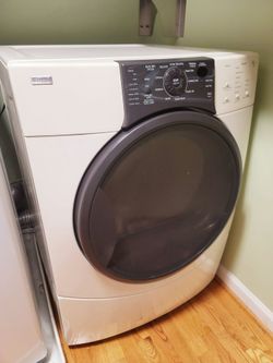 Kenmore Elite Front-Load Dryer White tumbles only cold air