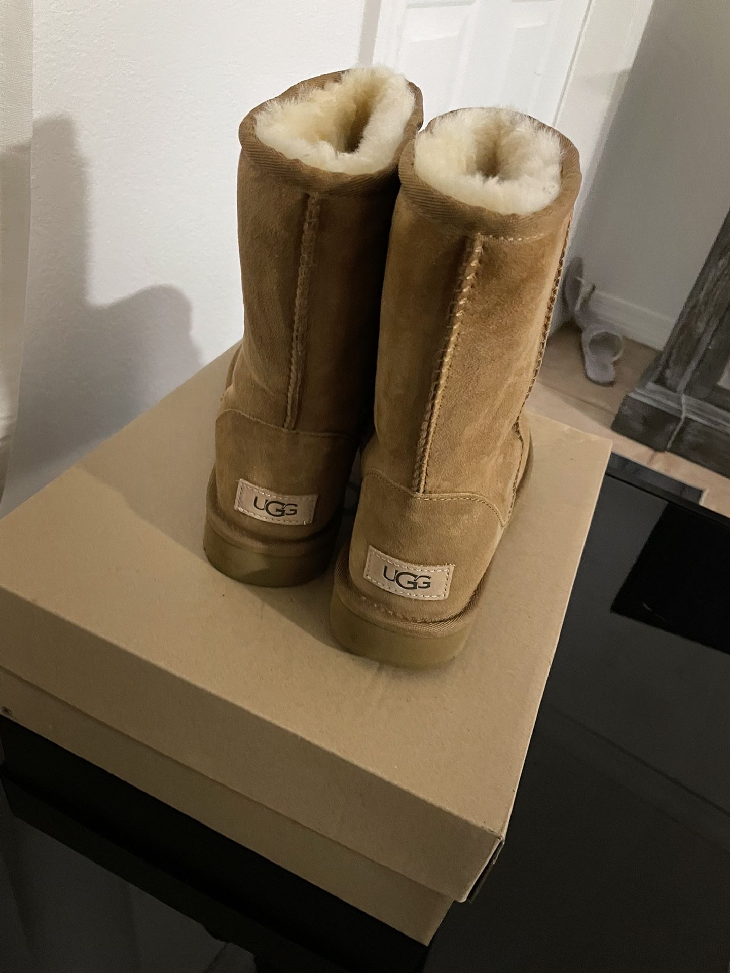 UGG boots Size 8 Women 