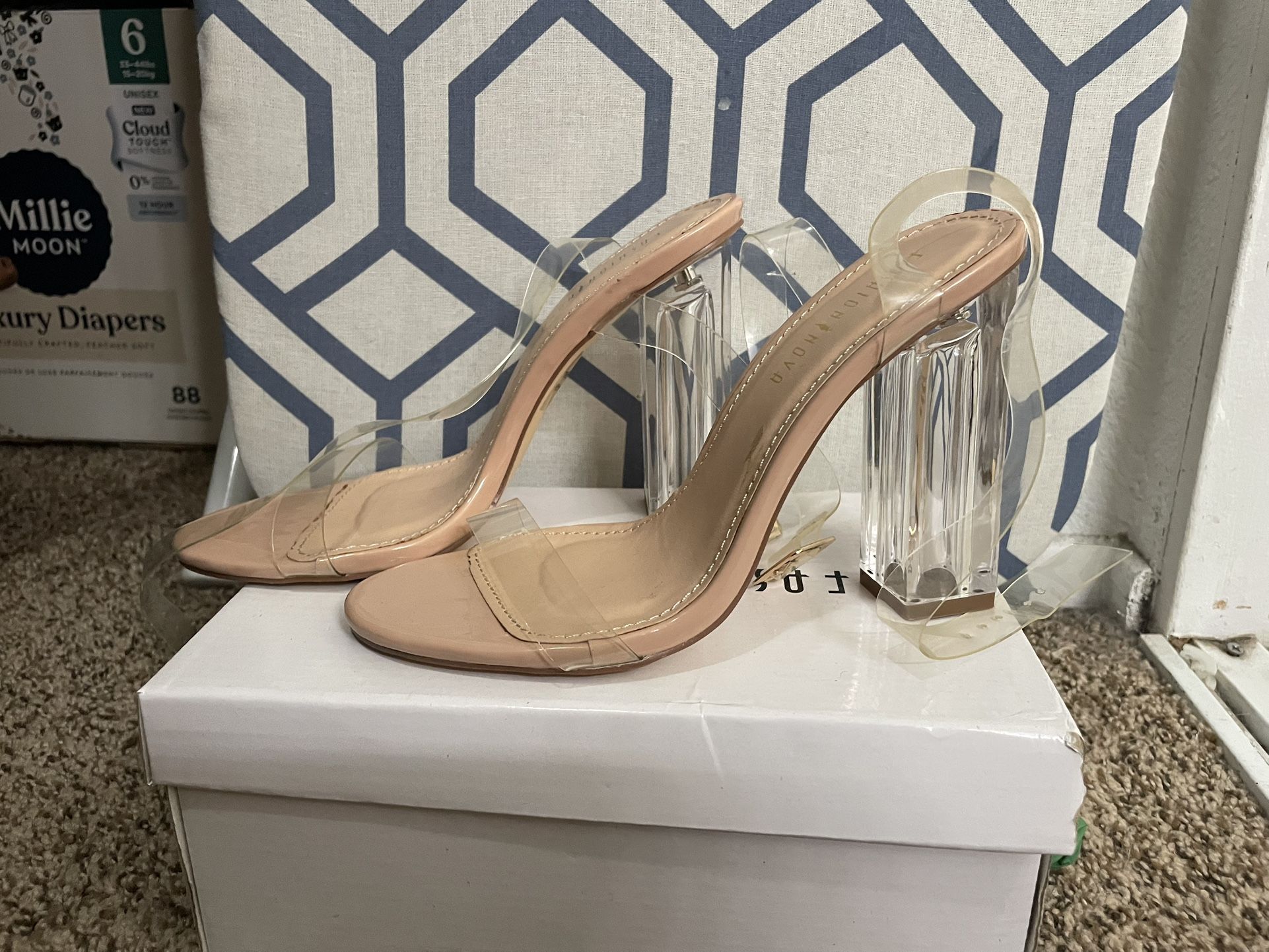 Fashion Nova Clear, High Heels