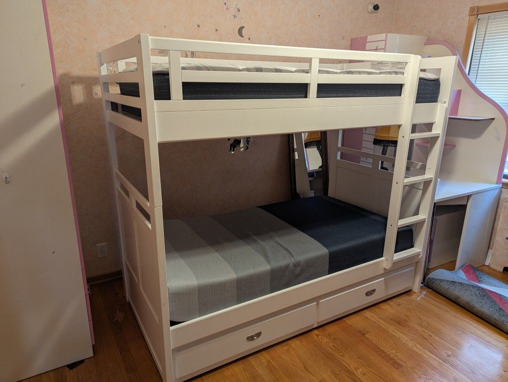 Bunk Beds 