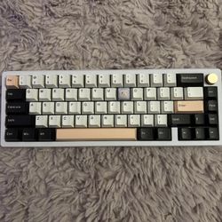 Meletrix Zoom65 keyboard Olivia Edition