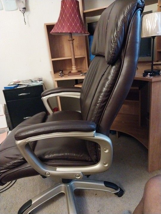 Luxury Office Chair