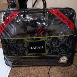 New Blanket Queen Size For 30.00