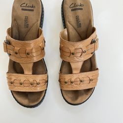 clarks size 7 sandals