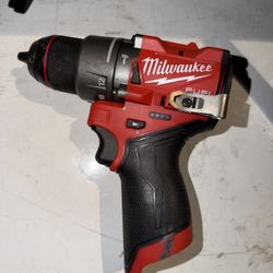 Milwaukee M12 Brushless Drill Driver
