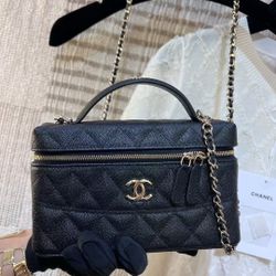 Chanel 25c black shoulder bag