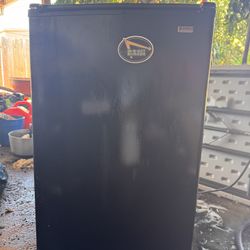 Kenmore Elite Mini Fridge 