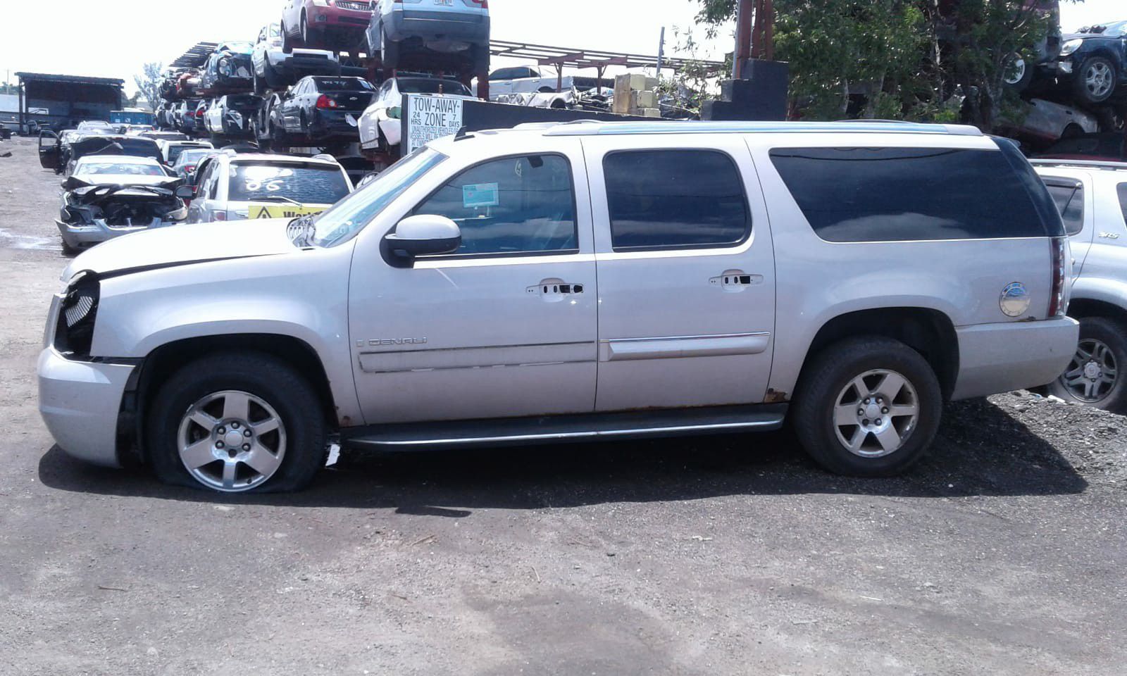 Gmc Yukon for part out 2012