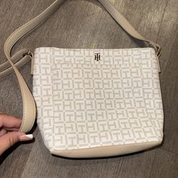 Tommy Hilfiger Cream/ white Shoulder Bag