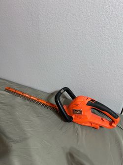 BLACK+DECKER 22" Electric Hedge Trimmer β Corded(WORKS) Peoria
