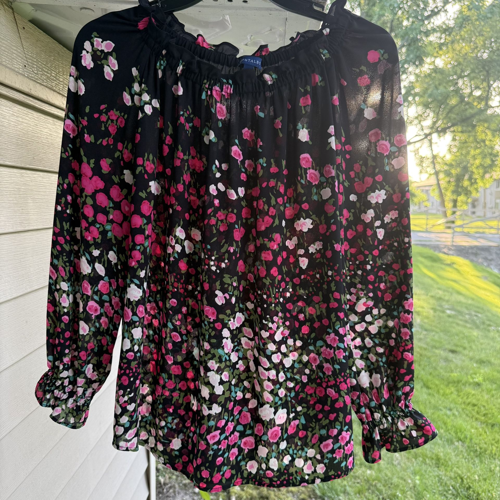 RSVP by Talbots black floral long-sleeve blouse Petite Pre-Owned
