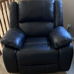 Black Leather Reclining Chair And Couch 