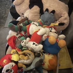 Selling All These Plushies 