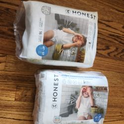 NEW 4/5 T Diapers Training Pants Pullup