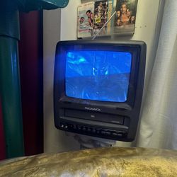 Rare magnavox 9” crt vhs retro color gaming tv